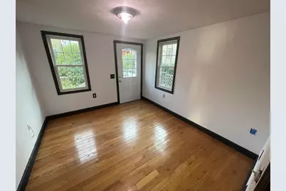 7 Henderson St, Somerville, MA 02145 - Photo 8