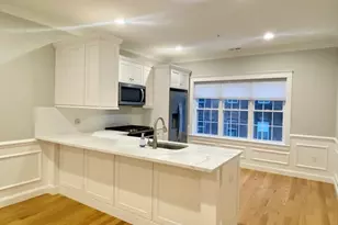 16 Common, Waltham, MA 02451 - Photo 2