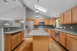 30 Fresh Pond Cir, Plymouth, MA 02360 - Photo 2