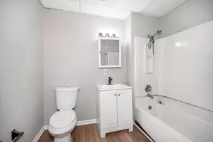 90 Appleton St, Lowell, MA 01852 - Photo 8