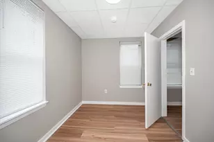 90 Appleton St, Lowell, MA 01852 - Photo 6