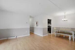36 Maple Crest Cir, Holyoke, MA 01040 - Photo 4