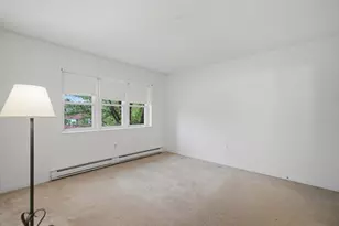 36 Maple Crest Cir, Holyoke, MA 01040 - Photo 12