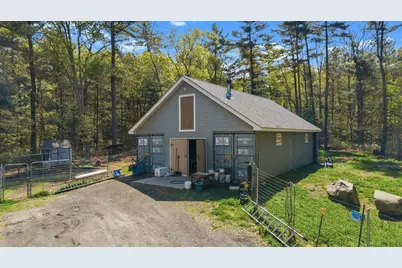 61 Montgomery, Lakeville, MA 02347 - Photo 32