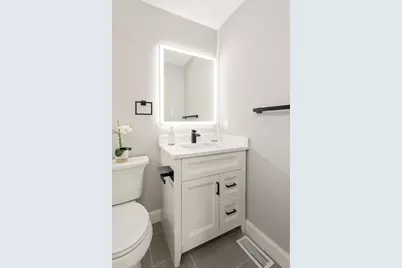 157 Boston Ave #1, Somerville, MA 02144 - Photo 20