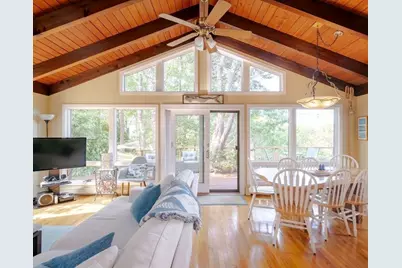 9 Kinnikinnick Road, Truro, MA 02666 - Photo 4