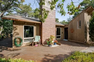 9 Kinnikinnick Rd, Truro, MA 02666 - Photo 2