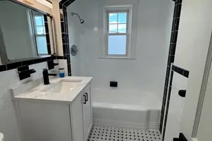 61 Templeton Pkwy, Watertown, MA 02472 - Photo 12