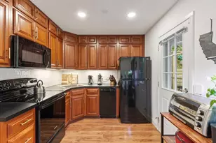 544 Elm St, Fitchburg, MA 01420 - Photo 10