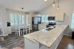 5 Litchfield Ln, Webster, MA 01570 - Photo 8