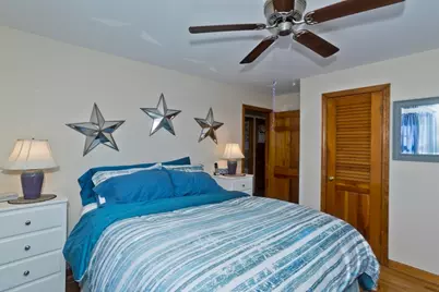 854 Grayson Dr, Springfield, MA 01119 - Photo 18