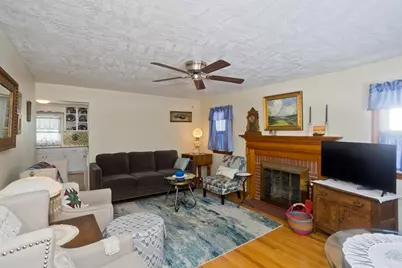 854 Grayson Dr, Springfield, MA 01119 - Photo 12