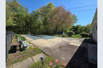 44 Lake Pkwy, Webster, MA 01570 - Photo 26