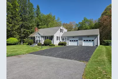 44 Lake Pkwy, Webster, MA 01570 - Photo 2
