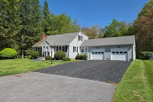 44 Lake Pkwy, Webster, MA 01570 - Photo 2