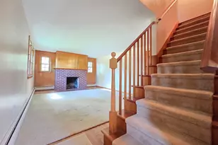 44 Lake Pkwy, Webster, MA 01570 - Photo 10
