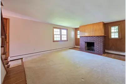 44 Lake Pkwy, Webster, MA 01570 - Photo 12