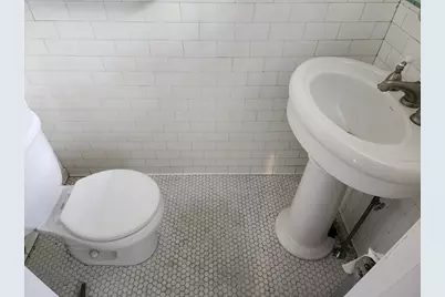 31 Buena Vista Plz, Springfield, MA 01108 - Photo 14