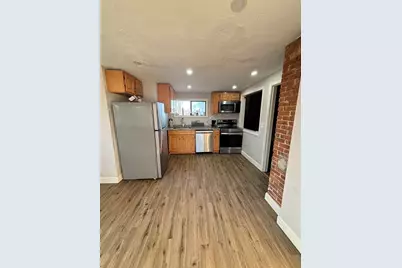 713 Metropolitan Ave #3, Boston, MA 02136 - Photo 2