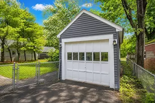80 Morton St, West Springfield, MA 01089 - Photo 4