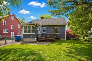 80 Morton St, West Springfield, MA 01089 - Photo 24