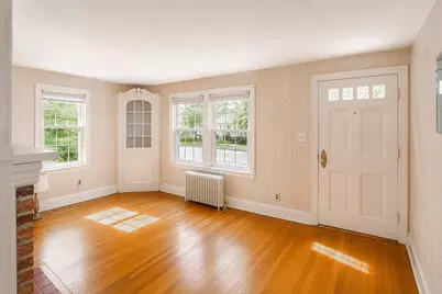 80 Morton St, West Springfield, MA 01089 - Photo 6