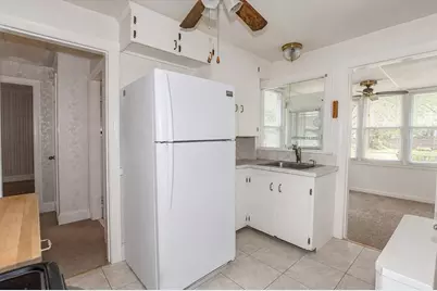 80 Morton St, West Springfield, MA 01089 - Photo 12