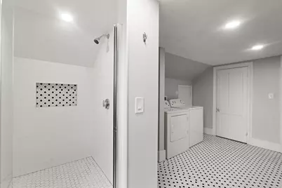 101 Mount Pleasant Ave, Boston, MA 02119 - Photo 26