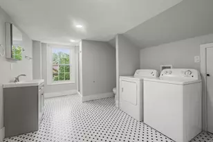 101 Mt Pleasant Ave, Boston, MA 02119 - Photo 24