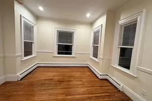 440 Newtonville Ave, Newton, MA 02460 - Photo 8