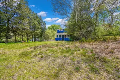 28 Brown Street, Swansea, MA 02777 - Photo 4