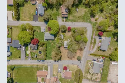 28 Brown Street, Swansea, MA 02777 - Photo 12