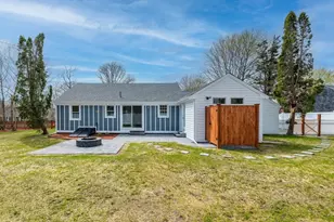 16 Carolyn Ln, Falmouth, MA 02536 - Photo 6