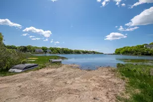 16 Carolyn Ln, Falmouth, MA 02536 - Photo 2