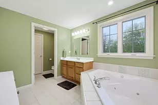 10 Essex St, Douglas, MA 01516 - Photo 38