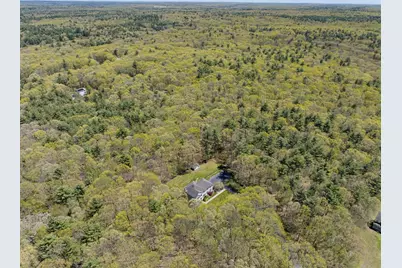 10 Essex St, Douglas, MA 01516 - Photo 14