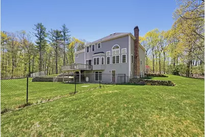 10 Essex St, Douglas, MA 01516 - Photo 6