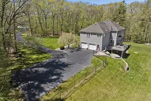 10 Essex St, Douglas, MA 01516 - Photo 12