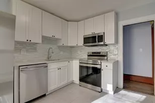 192 Davis St, Quincy, MA 02170 - Photo 2