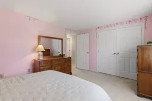 19 Bourbon St, Peabody, MA 01960 - Photo 12