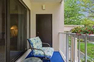 19 Bourbon St, Peabody, MA 01960 - Photo 20