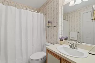 19 Bourbon St, Peabody, MA 01960 - Photo 18