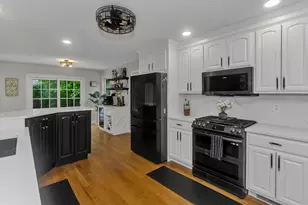 53 Highland Ln, West Springfield, MA 01089 - Photo 10