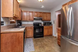 3 Hammond St, Leicester, MA 01542 - Photo 8
