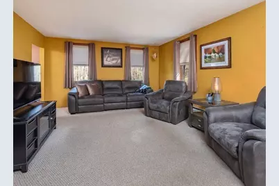 3 Hammond Street, Leicester, MA 01542 - Photo 14
