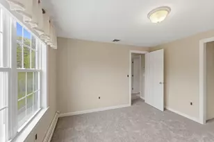 10 Wilson Dr, Uxbridge, MA 01569 - Photo 32