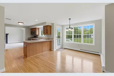 10 Wilson Drive, Uxbridge, MA 01569 - Photo 10