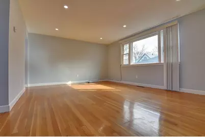 30 Trull St #3, Boston, MA 02125 - Photo 4