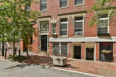 23 Temple St #4, Boston, MA 02114 - Photo 16