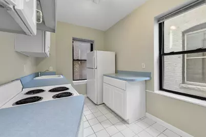23 Temple St #4, Boston, MA 02114 - Photo 10
